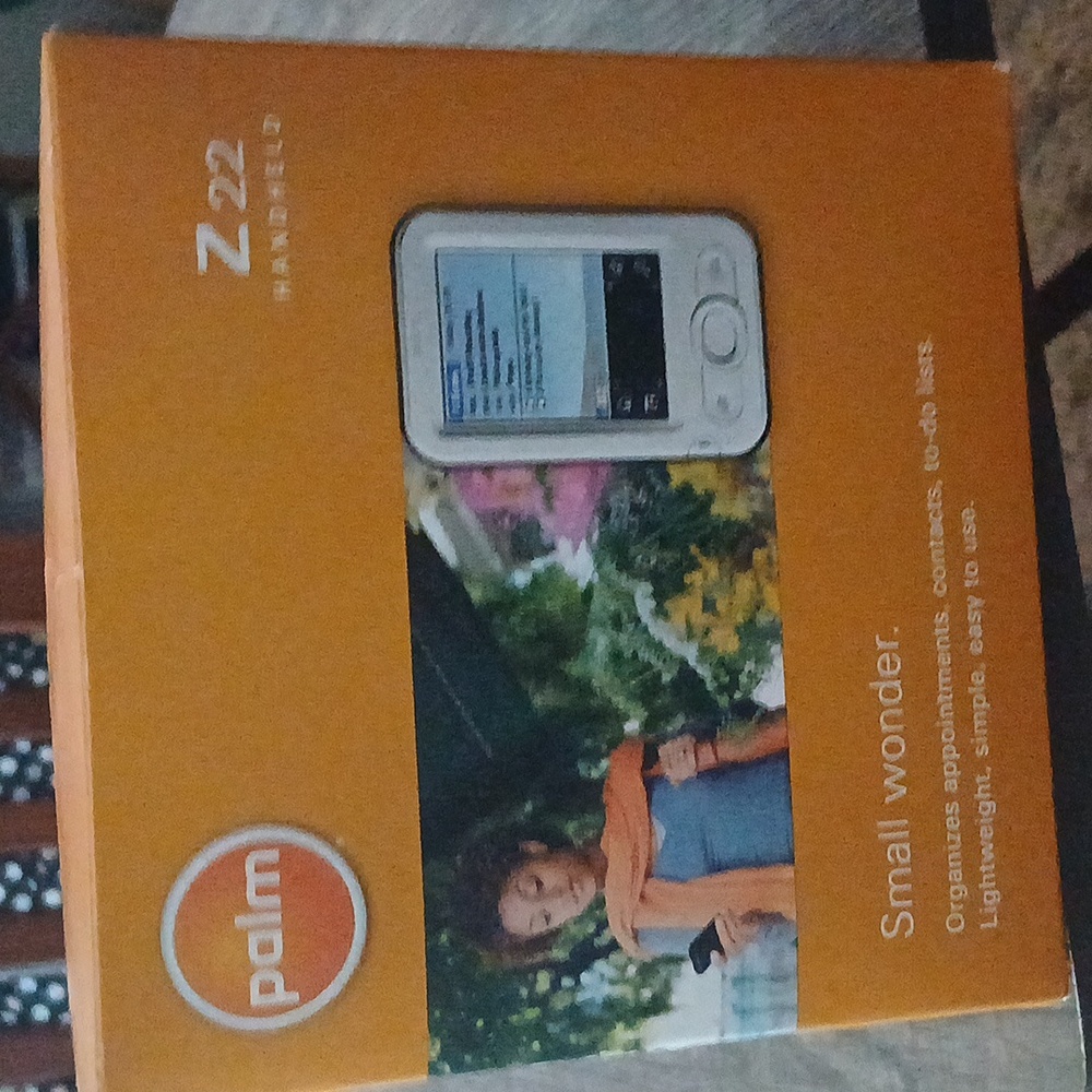 Brand New Palm Z22 Handheld PDA Organizer barley used with technical issues